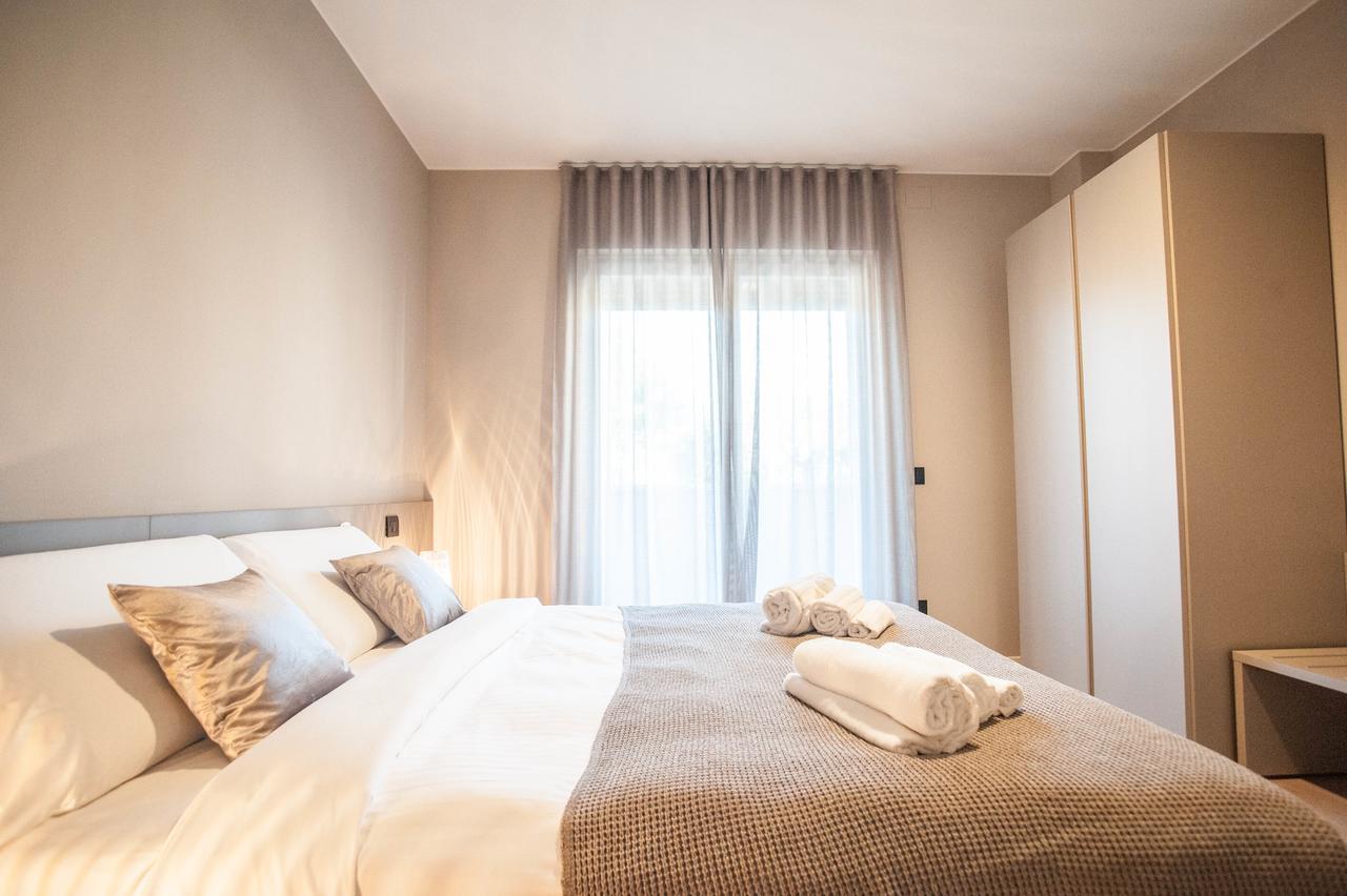 Murari Bra - Fiera Suite 01 เวโรนา ภายนอก รูปภาพ
