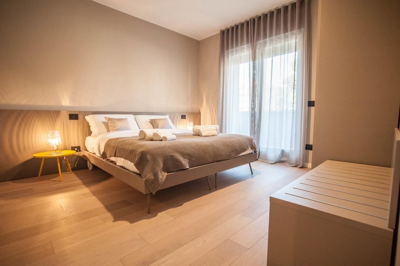 Murari Bra - Fiera Suite 01 เวโรนา ภายนอก รูปภาพ